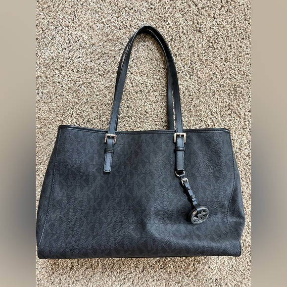 Michael Kors Jet Set PVC/Genuine Leather East/West Travel TOTE (Black) - Picture 6 of 14